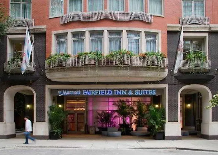 Hotel Fairfield And Downtown/ Magnificent Mile Chicago