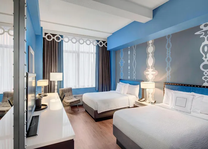 Fairfield And Downtown/ Magnificent Mile 3*
