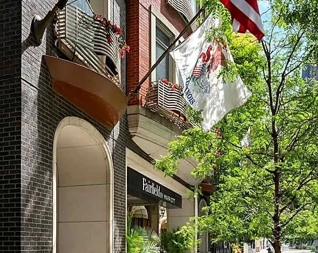 Fairfield And Downtown/ Magnificent Mile Chicago