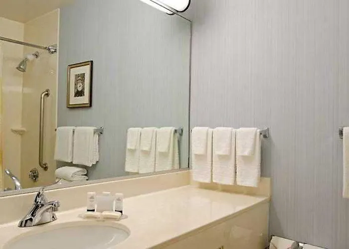 Fairfield And Downtown/ Magnificent Mile 3* Chicago
