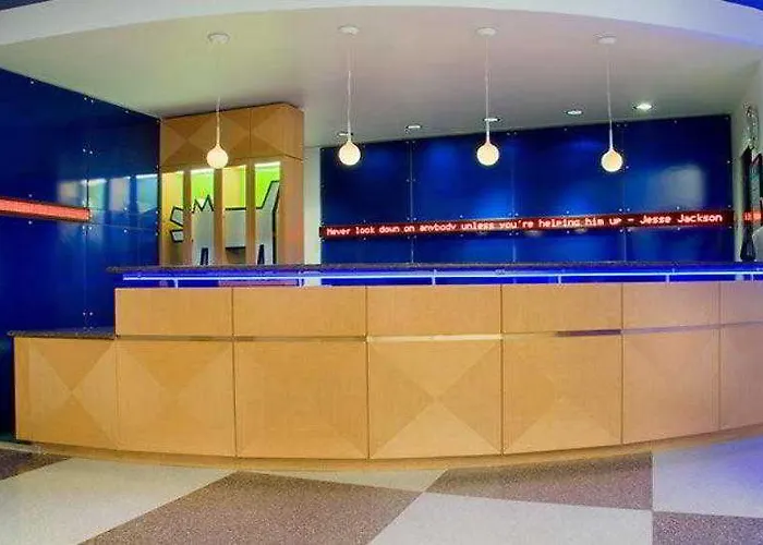 Fairfield And Downtown/ Magnificent Mile Hotel Chicago