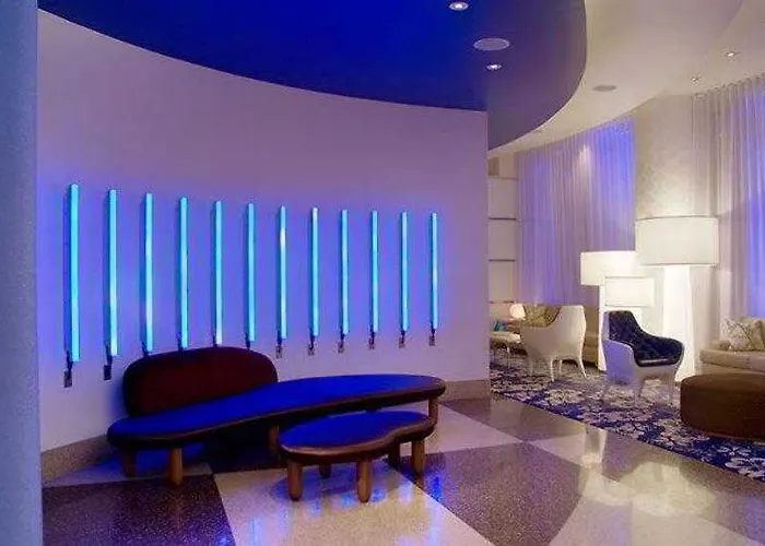 Fairfield And Downtown/ Magnificent Mile Hotel 3*
